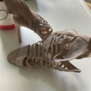 TOMMY HILFIGER Tan and Brown Corduroy and Leather Pull On Boots